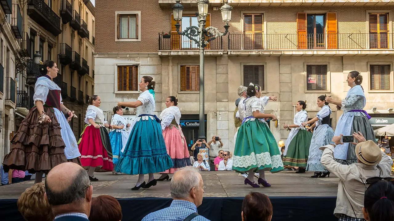 Muestra de bailes, músicas y canciones valencianas